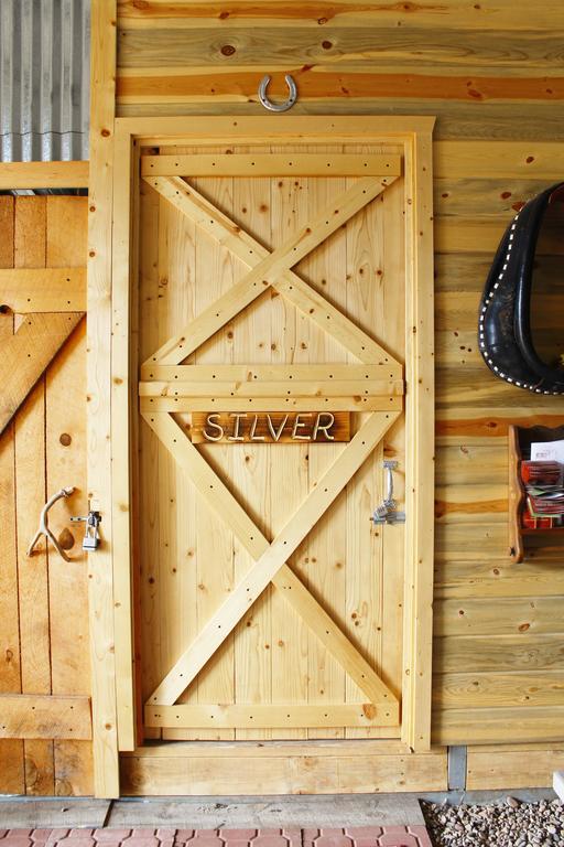 Silver Cabin In The Western Barn Монтичелло Экстерьер фото